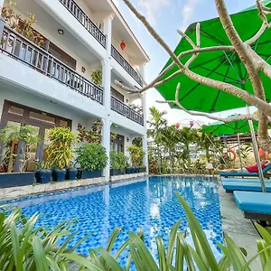 3* Hotel Trendy Life