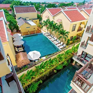 4* Hotel Silkotel