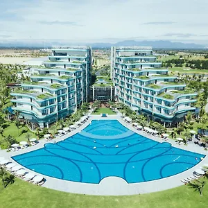 5* Resort Vinpearl & Golf Nam